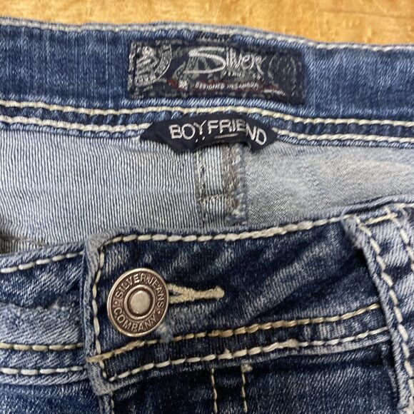 Silver Boyfriend Jeans Size 29/25 Distressed Medium Wash Super Stretch Mid Rise - Picture 6 of 16